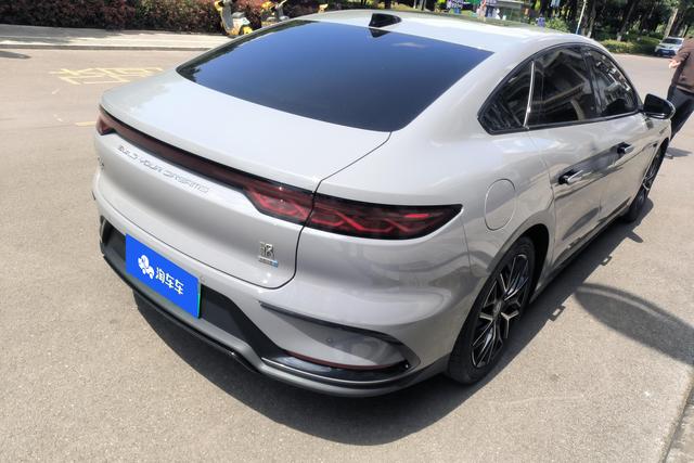 BYD Han EV 2025 модификация 506KM Prestige – фото 9