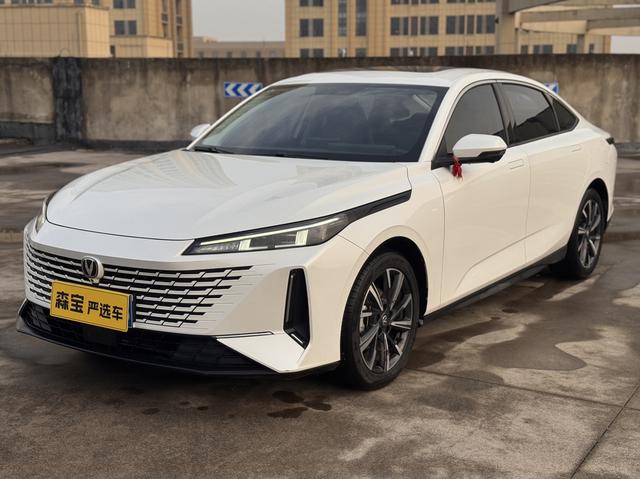 Changan Yida 2023 1.5T GDI Automatic Navigator – фото 1