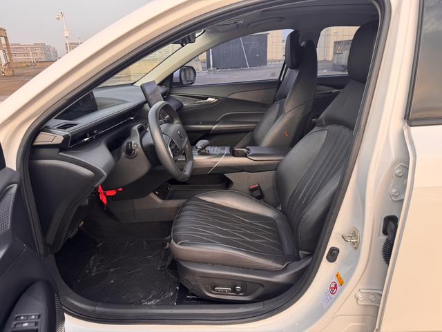 Changan Yida 2023 1.5T GDI Automatic Navigator – фото 9