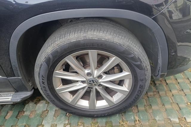 Tiguan 2012 модификация 2.0TSI Deluxe Edition – фото 5