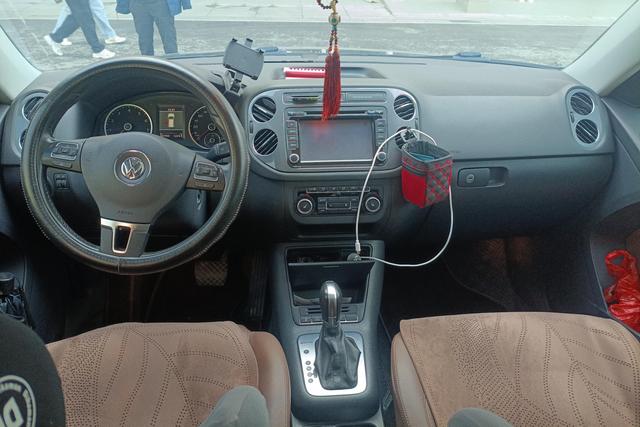 Tiguan 2012 модификация 2.0TSI Deluxe Edition – фото 14