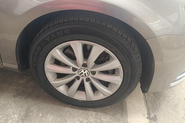 Volkswagen Magotan 2012 Facelift 1.8 TSI Luxury – фото 5