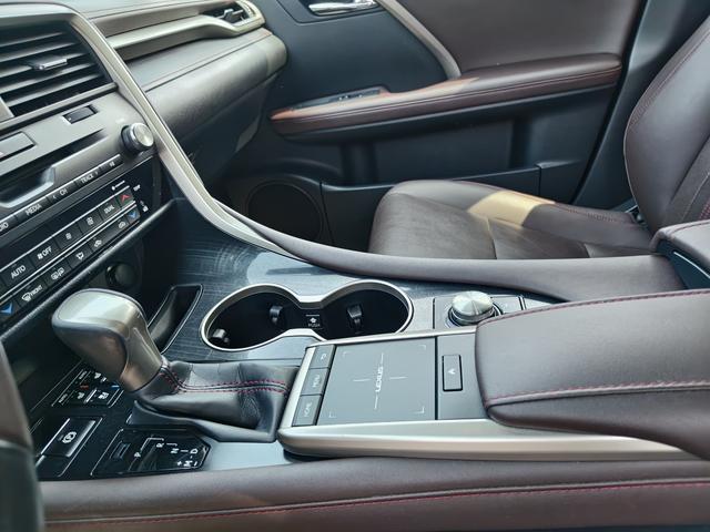 Lexus RX Модель 2020 года 300 2WD Com f ort Edition Country VI – фото 8