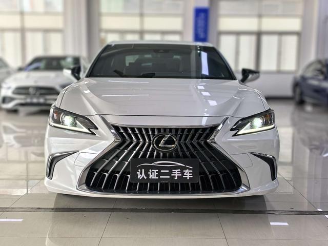 Lexus ES 2024 200 Premium – фото 2