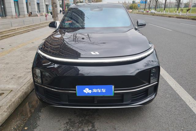 Li Auto L9 2024 Pro – фото 3