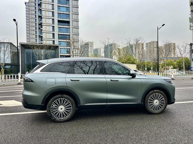 Chery Tiggo 8L 2024 2.0T Automatic Premium – фото 4