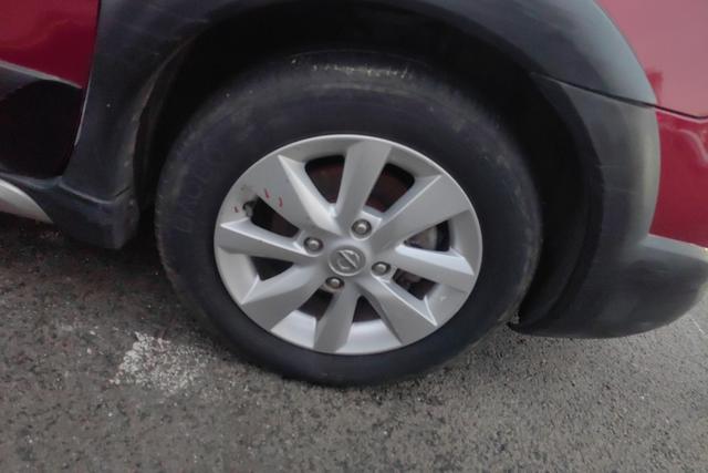 Nissan Livina 2013 Sharp 1.6XL CVT Comfort – фото 5