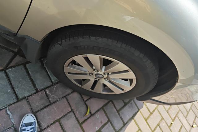 Subaru Outback 2015 2.5i Luxury Navigation – фото 5