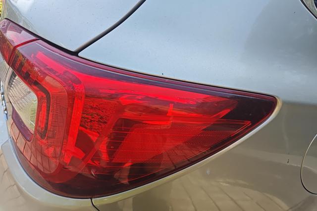Subaru Outback 2015 2.5i Luxury Navigation – фото 8