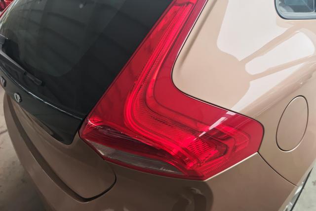 Volvo V40 2015 модификация 1.6T Smart Yi Edition – фото 8
