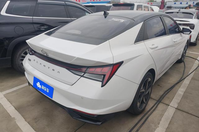 Hyundai Elantra 2021 1.5L CVT GLX Elite – фото 9
