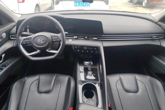 Hyundai Elantra 2021 1.5L CVT GLX Elite – фото 14