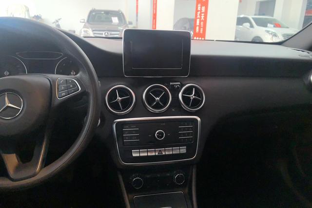 Mercedes-Benz A-Class Import 2016 A 180 – фото 15