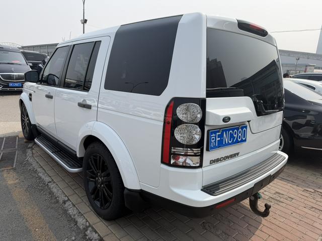 Land Rover Discovery 2016 модификация 3.0 SC Obsidian Black Collector Edition Edition SE – фото 12