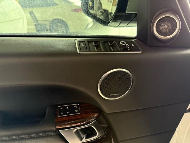 Land Rover Range Rover 2017 3.0T Auto 4WD 5-Seat Parallel Import – фото 17