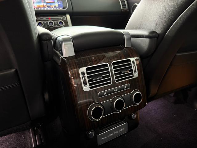 Land Rover Range Rover 2017 3.0T Auto 4WD 5-Seat Parallel Import – фото 19