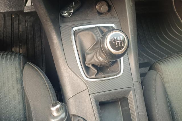 Mazda3 Axela 2014 Sedan 1.5L Manual Comfort – фото 16