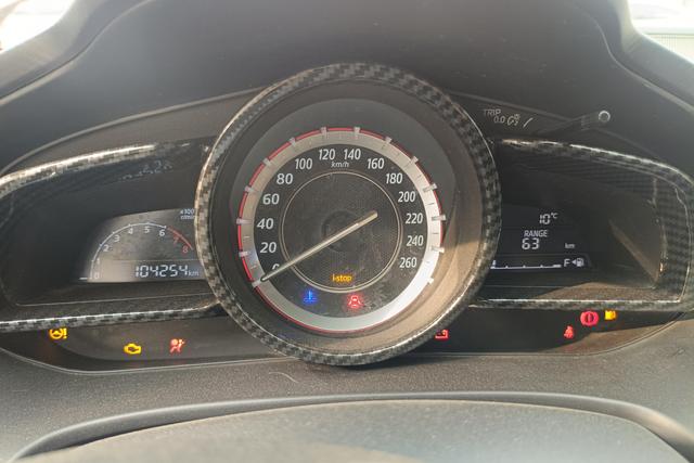 Mazda3 Axela 2014 Sedan 1.5L Manual Comfort – фото 17