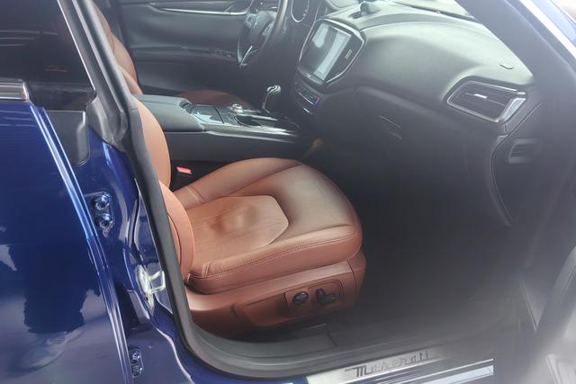 Ghibli Модель 2018 года 3.0T 350Hp Standard Edition – фото 6
