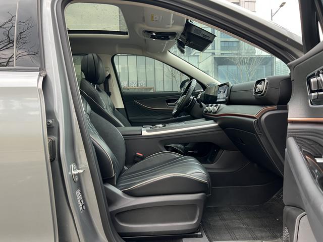 Chery Tiggo 9 2024 модификация 2.0T DCT 2WD Chao Com f ort Zun Shang Edition – фото 16