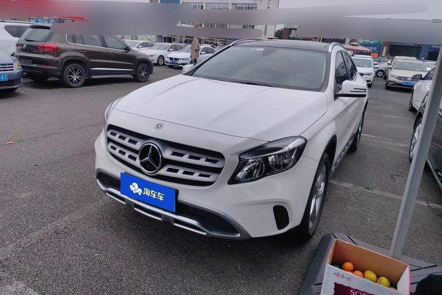 Mercedes-Benz GLA 2019 GLA 200 Dynamic – фото 1