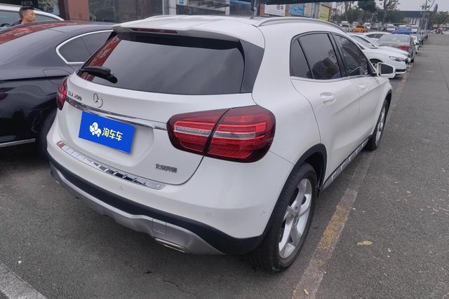Mercedes-Benz GLA 2019 GLA 200 Dynamic – фото 9