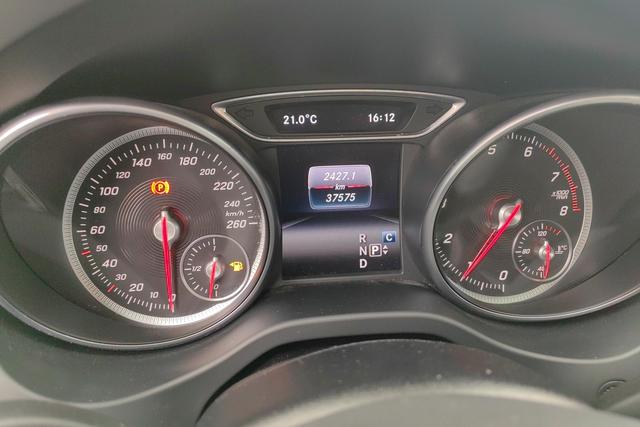 Mercedes-Benz GLA 2019 GLA 200 Dynamic – фото 17