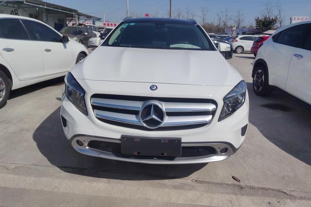 Mercedes-Benz GLA 2017 GLA 200 Dynamic – фото 3