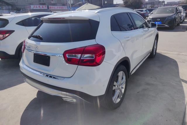 Mercedes-Benz GLA 2017 GLA 200 Dynamic – фото 9