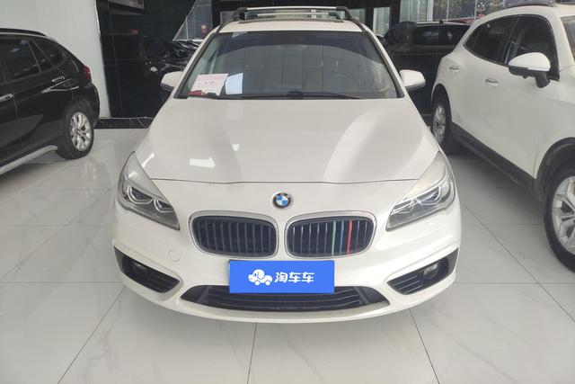 BMW 2 Series Gran Tourer 2016 218i Sport Design Package – фото 3