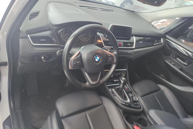BMW 2 Series Gran Tourer 2016 218i Sport Design Package – фото 14