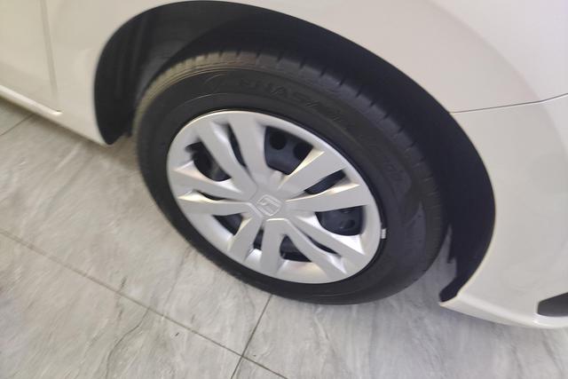 Honda Fit 2023 1.5L CVT Trend – фото 5
