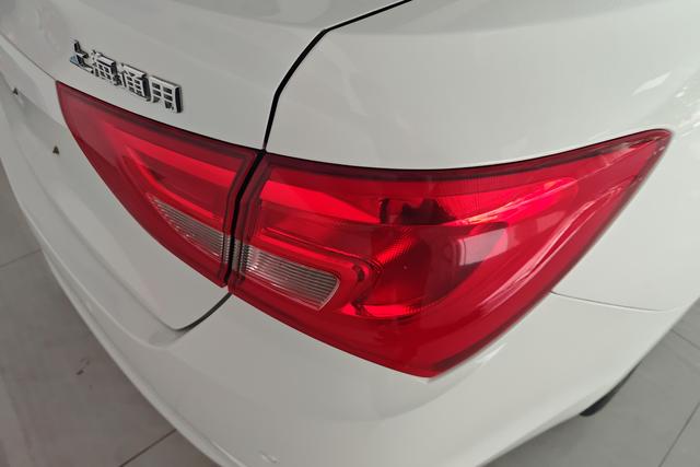Buick Excelle 2015 модификация 15N Automatic Elite – фото 8