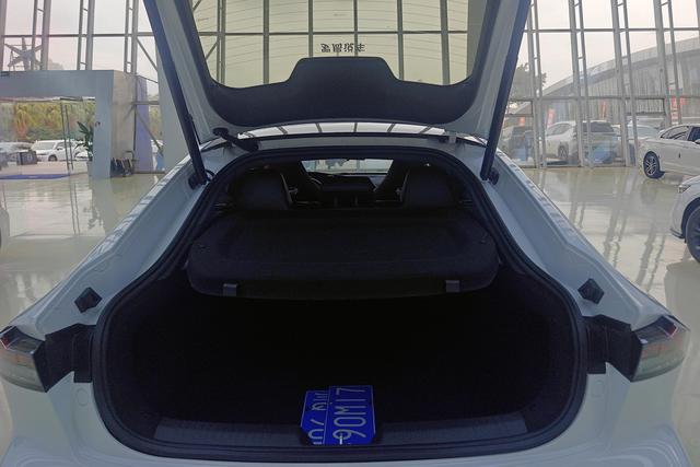 Changan UNI-V 2024 1.5T Premium Sport – фото 11