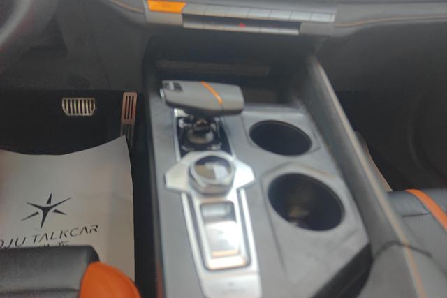 Changan UNI-V 2024 1.5T Premium Sport – фото 16
