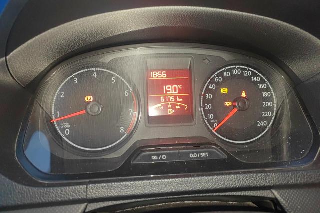 Volkswagen Jetta 2017 1.5L Manual Fashion – фото 17