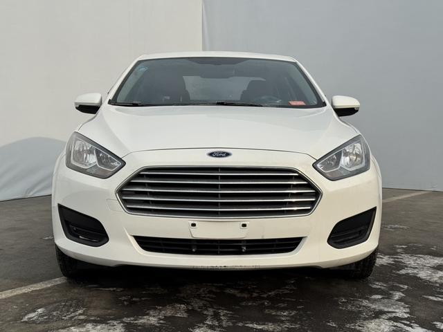 Ford Focus Sedan 2019 Facelift 1.5L Automatic Value Enjoyment TPMS China VI – фото 2