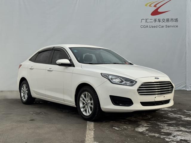 Ford Focus Sedan 2019 Facelift 1.5L Automatic Value Enjoyment TPMS China VI – фото 3