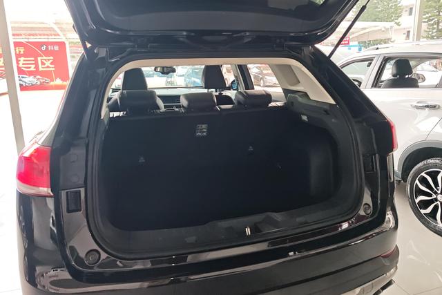 Haval H6 2013 Upgrade 1.5T Manual FWD Elite Модель 2018 года Blue Label 2.0T Automatic Luxury – фото 11