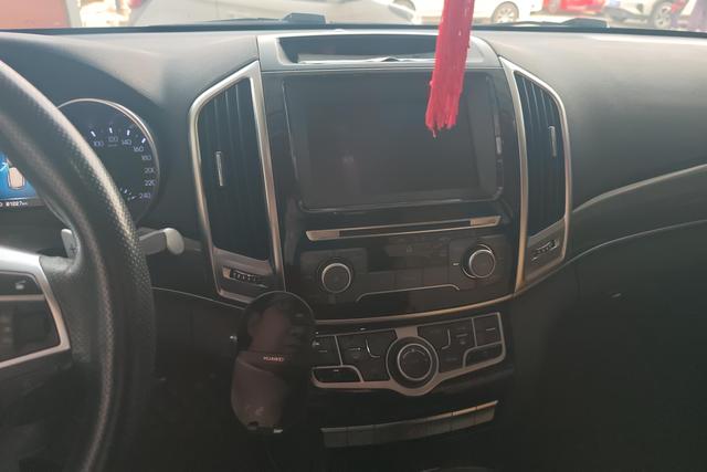 Haval H9 2016 модификация 2.0T 4WD Elite 7 seat – фото 15