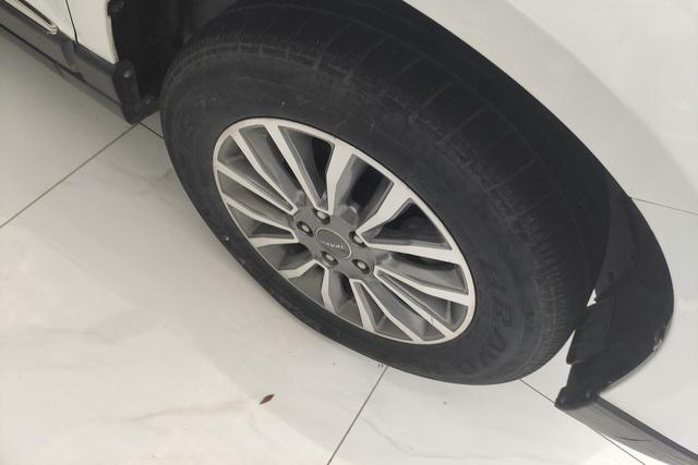 Haval H6 2013 Upgrade 1.5T Manual FWD Elite Модель 2018 года Blue Label Sports Edition 1.5T автоматическое 2WD Elite – фото 5