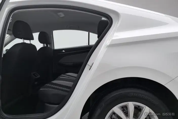 Volkswagen Bora 2024 Model 200TSI DSG Smooth Ride Edition – фото 18
