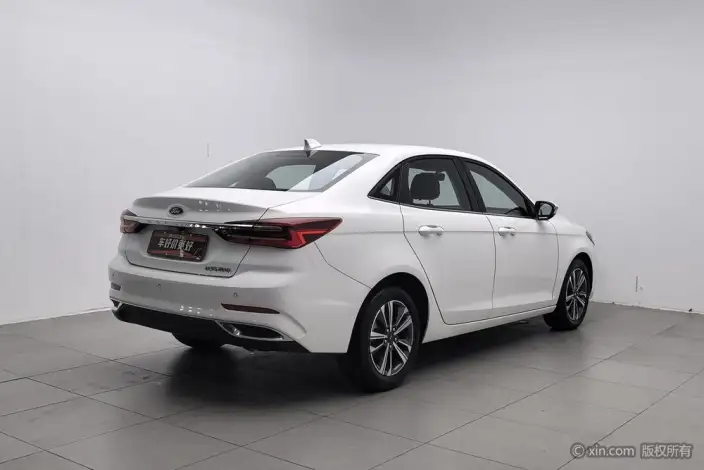 Ford Escort 2021 Model 1.5L Automatic Diamond Edition – фото 4