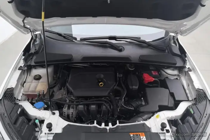 Ford Escort 2021 Model 1.5L Automatic Diamond Edition – фото 5
