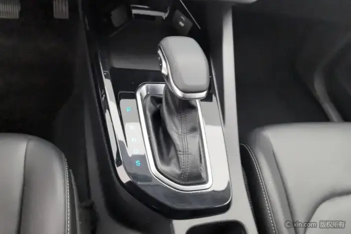 Ford Escort 2021 Model 1.5L Automatic Diamond Edition – фото 15