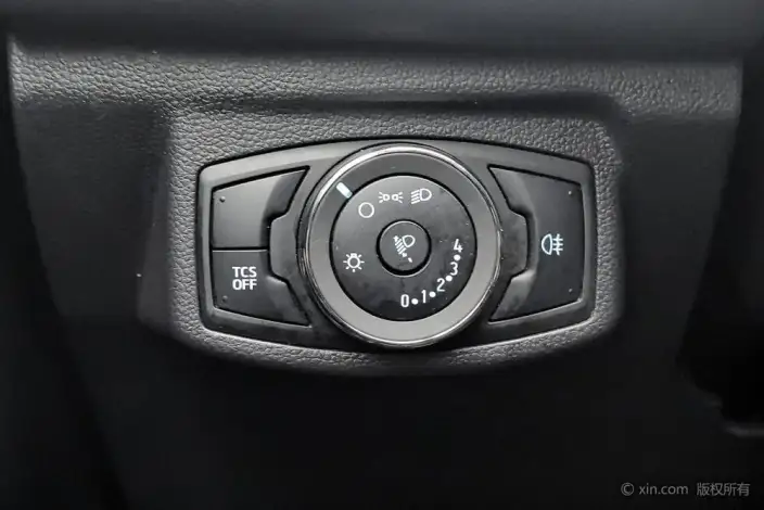 Ford Escort 2021 Model 1.5L Automatic Diamond Edition – фото 16