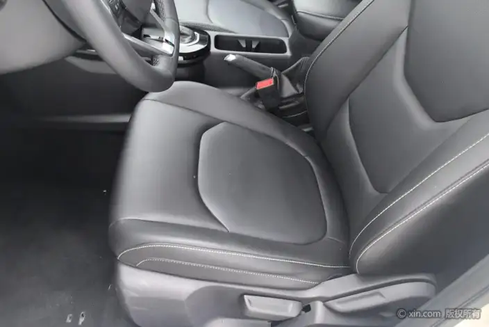 Ford Escort 2021 Model 1.5L Automatic Diamond Edition – фото 18
