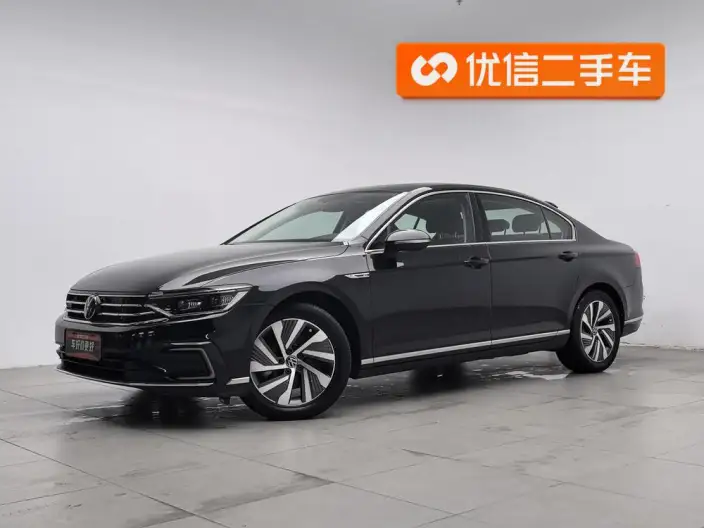 Volkswagen Magotan PHEV 2022 Model Luxury Model – фото 1