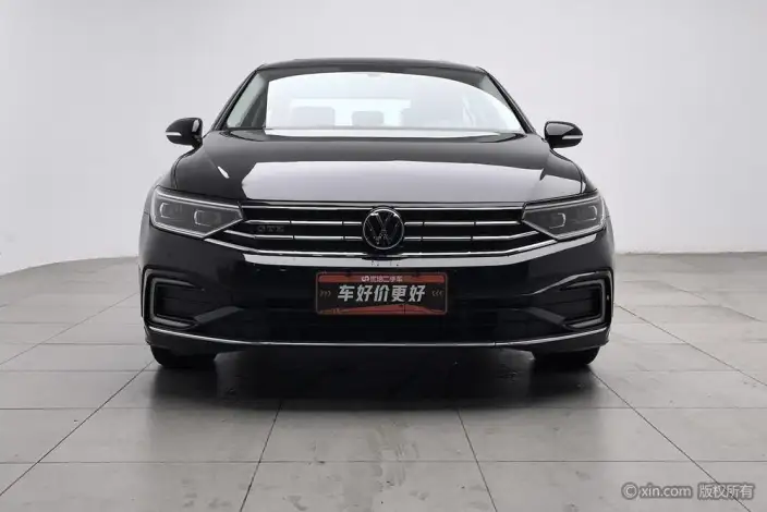 Volkswagen Magotan PHEV 2022 Model Luxury Model – фото 2