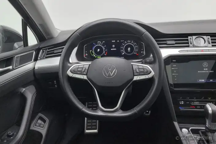 Volkswagen Magotan PHEV 2022 Model Luxury Model – фото 14